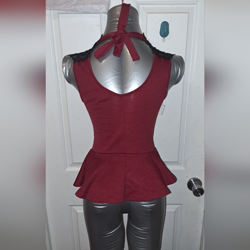 Charlotte Russe Blood Red & Black Lace Top Sz S - Picture 10 of 11
